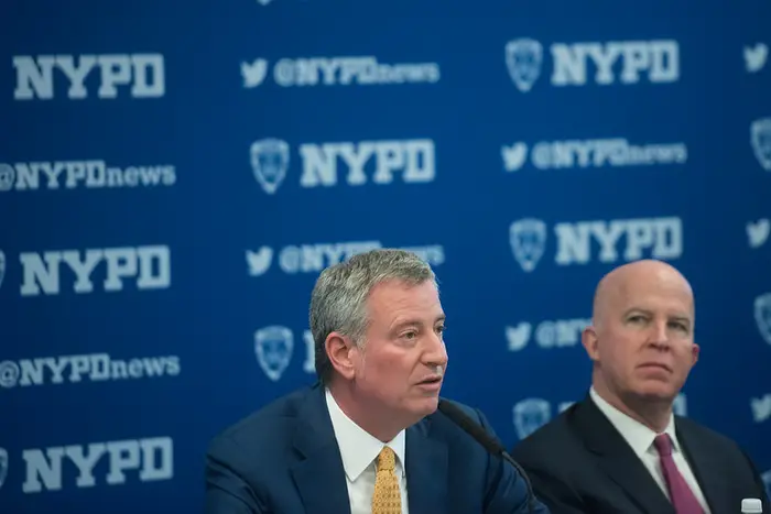 Mayor Bill de Blasio and then-NYPD Commissioner James O'Neill at a press conference in 2017.